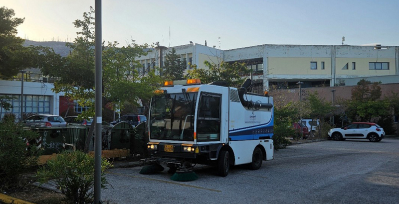 Καθαρισμός των δρόμων της Πολυτεχνειούπολης Ζωγράφου