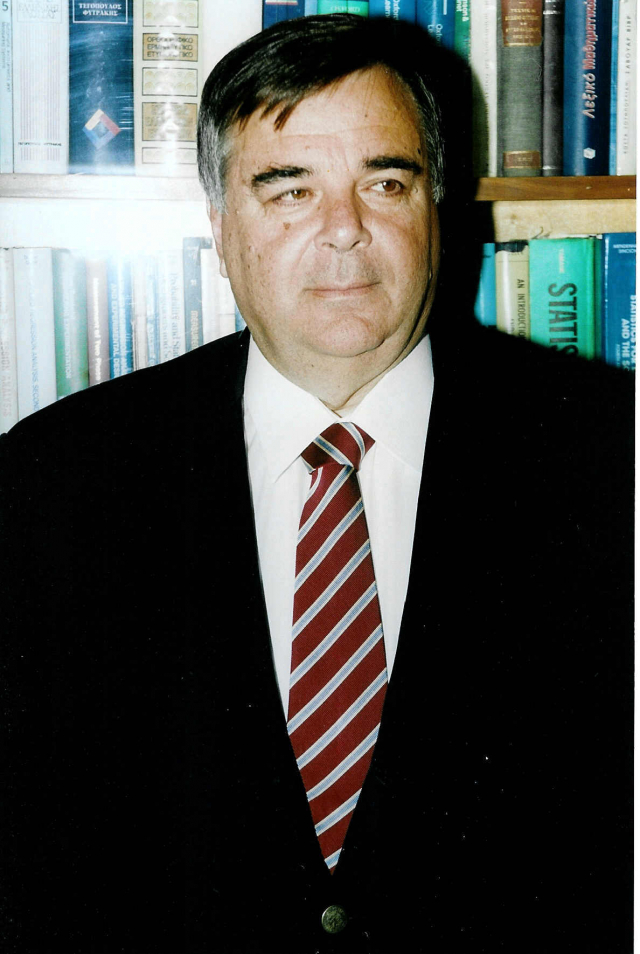 ΣΙΜΟΣ Ε. ΣΙΜΟΠΟΥΛΟΣ, 1947-2020