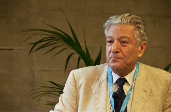 Διάλεξη του Ακαδημαϊκού Ιωάννη Ηλιόπουλου ενόψει της αναγόρευσης του ως Επίτιμου Διδάκτορα του Ε.Μ.Π. (Σ.Ε.Μ.Φ.Ε.)